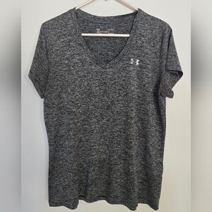 Under Armour Women's Charcoal Heather V-Neck Tee